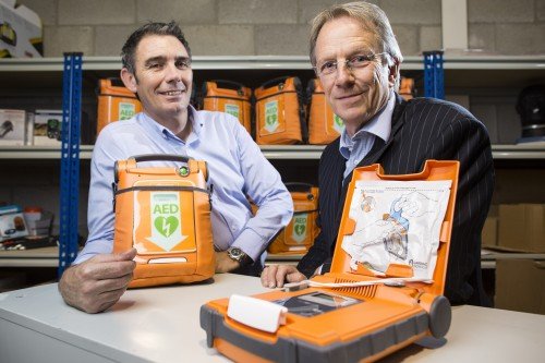 Dave Thomas, Managing Director of Survey & Laser with Richard MacDonald, UK Corporate Business Manager, Cardiac Science, in a ground-breaking deal to add essential defibs to tool hire offer