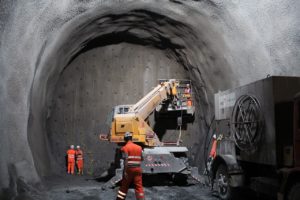 construction tunnel